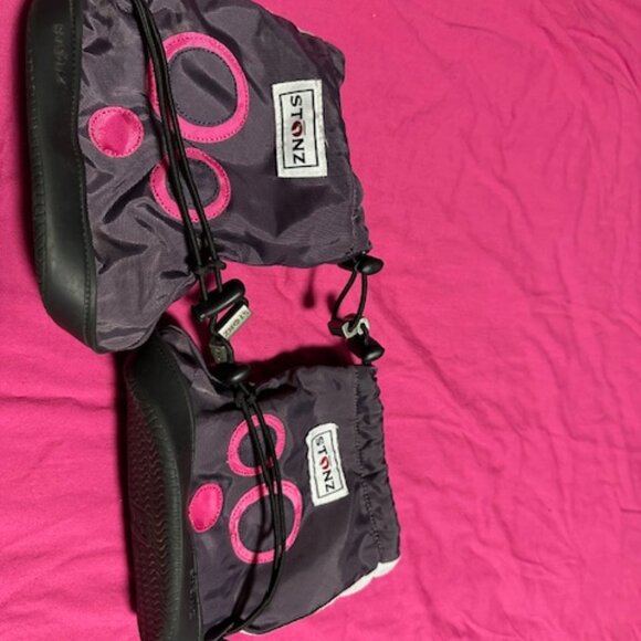 Stonz size large - Picture 1 of 3